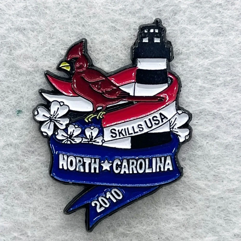 🔮 5/$25 Skills USA 2010 North Carolina Cardinal Pin